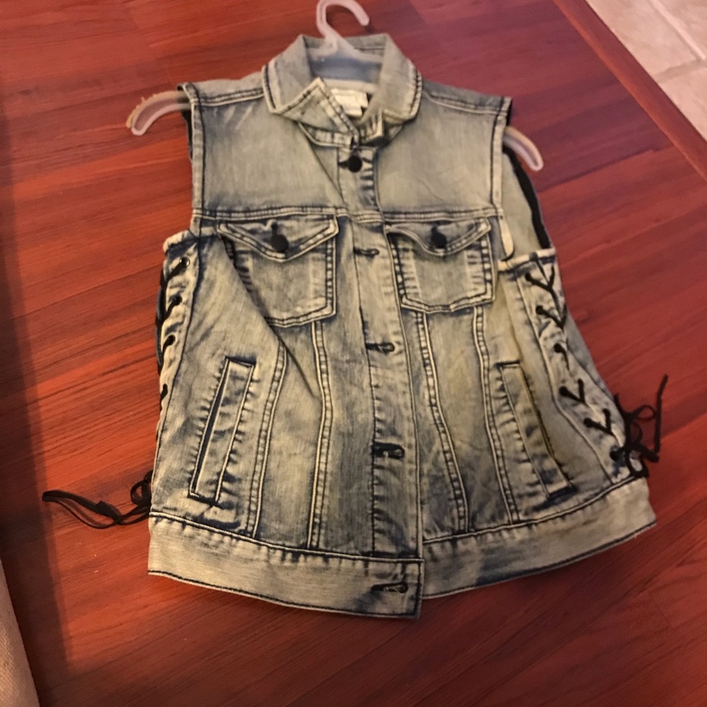 Jean Forever 21 vest